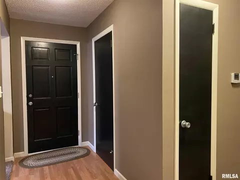 642 Indian Hill Dr, Herrin, IL 62948 photo 5