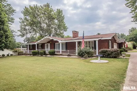 504 E Clark Trl, Herrin, IL 62948 photo 1
