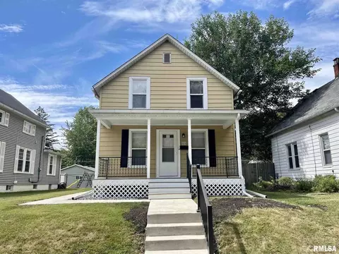 1831 12th St, Moline, IL 61265 photo 1
