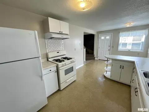 1831 12th St, Moline, IL 61265 photo 7