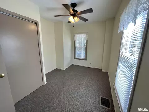1831 12th St, Moline, IL 61265 photo 14
