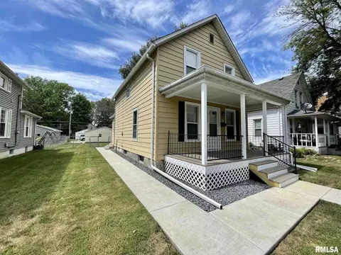 1831 12th St, Moline, IL 61265 photo 2