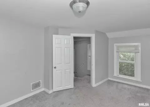 119 5th Ave, Moline, IL 61265 photo 16