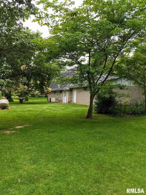 9318 Summers Rd, Benton, IL 62812 photo 7