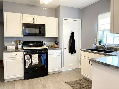 1125 W Main St, Thomson, IL 61285 photo 3