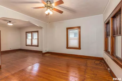 2111 13th St, Moline, IL 61265 photo 20