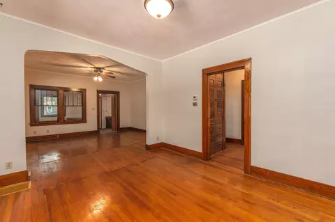 2111 13th St, Moline, IL 61265 photo 3