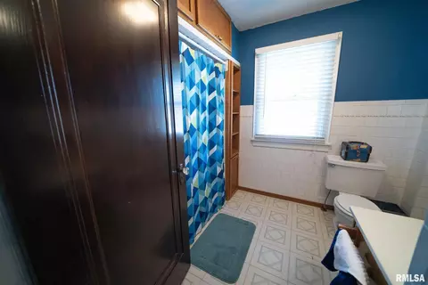 3211 7th St, Moline, IL 61265 photo 30