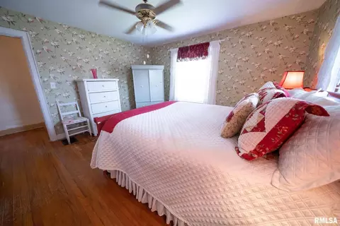 3211 7th St, Moline, IL 61265 photo 16