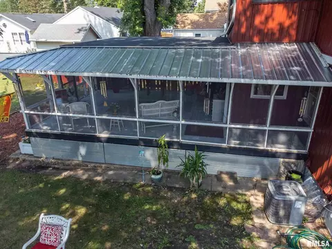 3211 7th St, Moline, IL 61265 photo 36