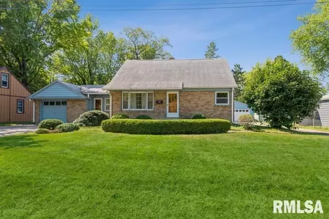 1903 46th St, Moline, IL 61265 photo 2