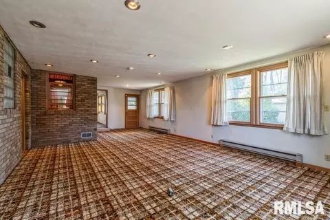 1903 46th St, Moline, IL 61265 photo 10