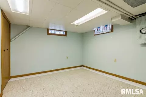 1903 46th St, Moline, IL 61265 photo 25
