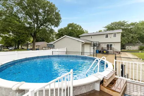 306 N 4th St, Eldridge, IA 52748 photo 35