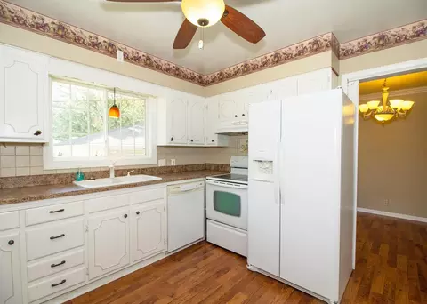 1002 25th St, Moline, IL 61265 photo 11