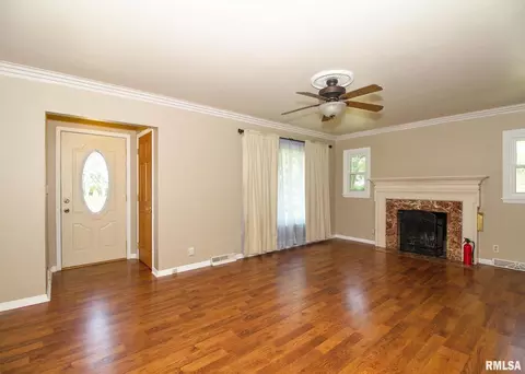 1002 25th St, Moline, IL 61265 photo 7