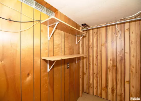 1002 25th St, Moline, IL 61265 photo 27