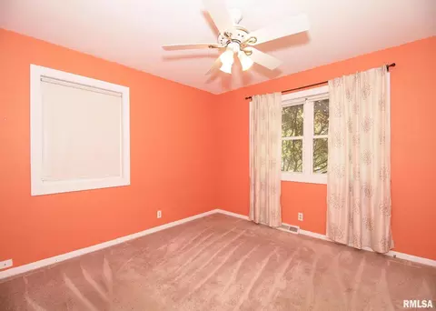 1002 25th St, Moline, IL 61265 photo 16