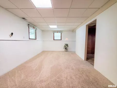 4915 52nd Ave, Moline, IL 61265 photo 14