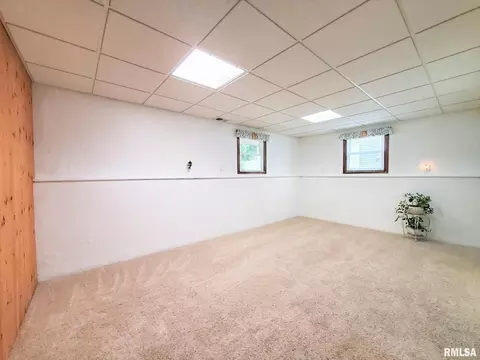 4915 52nd Ave, Moline, IL 61265 photo 13