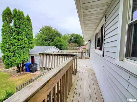 4915 52nd Ave, Moline, IL 61265 photo 21