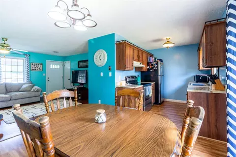 2209 Melanie Ln, Marion, IL 62959 photo 9
