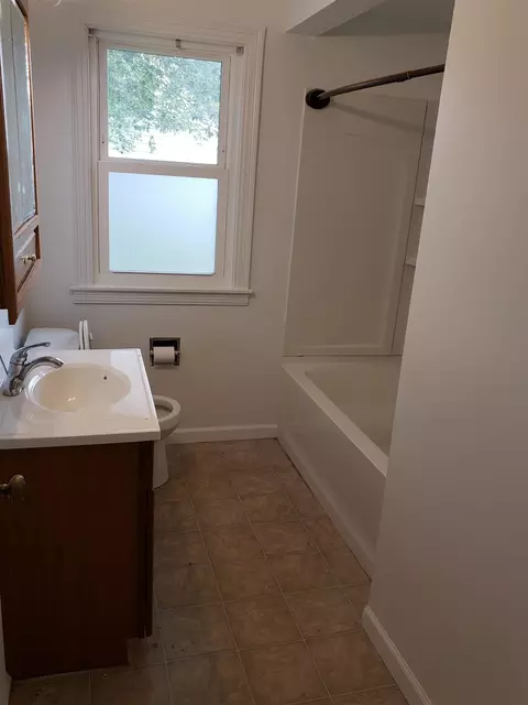 2460 32nd St, Moline, IL 61265 photo 6