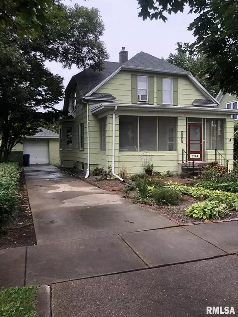 234 E Durant St, Walcott, IA 52773 photo 11