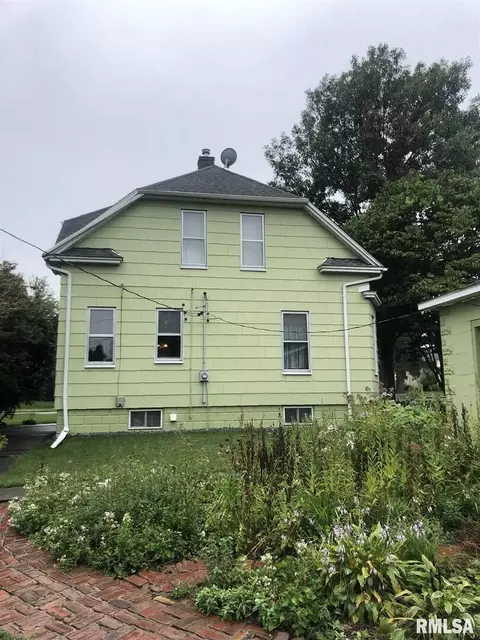 234 E Durant St, Walcott, IA 52773 photo 7