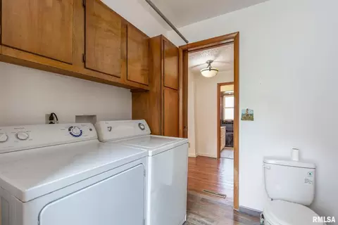 501 E High St, Cleveland, IL 61241 photo 11
