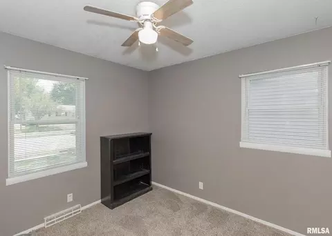 4817 52nd Ave, Moline, IL 61265 photo 13