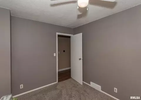 4817 52nd Ave, Moline, IL 61265 photo 16