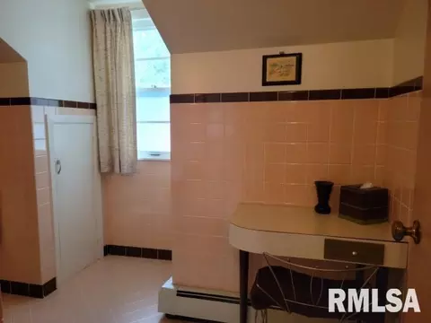 2391 29th St, Moline, IL 61265 photo 26