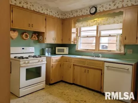 2391 29th St, Moline, IL 61265 photo 13