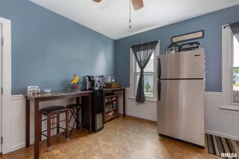 1715 16th St, Moline, IL 61265 photo 12