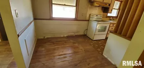 1125 48th St, Moline, IL 61265 photo 7