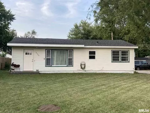 3209 48th Ave, Moline, IL 61265 photo 1