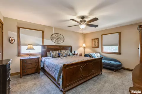 1111 6th Ave, Silvis, IL 61282 photo 16