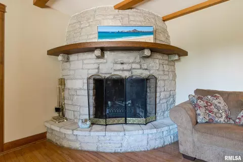 1111 6th Ave, Silvis, IL 61282 photo 13