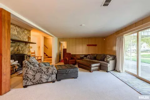 1111 6th Ave, Silvis, IL 61282 photo 24