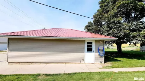 333 W 5th St, Bennett, IA 52721 photo 7