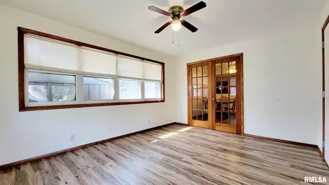333 W 5th St, Bennett, IA 52721 photo 15