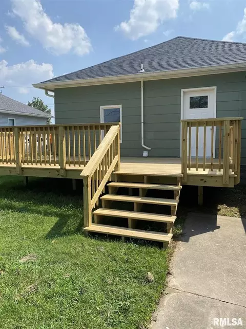 904 E Carter St, Marion, IL 62959 photo 11