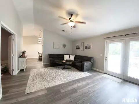 411 Hoffman Rd, Murphysboro, IL 62966 photo 8