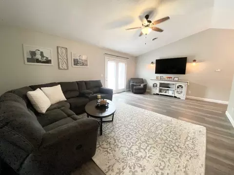 411 Hoffman Rd, Murphysboro, IL 62966 photo 9