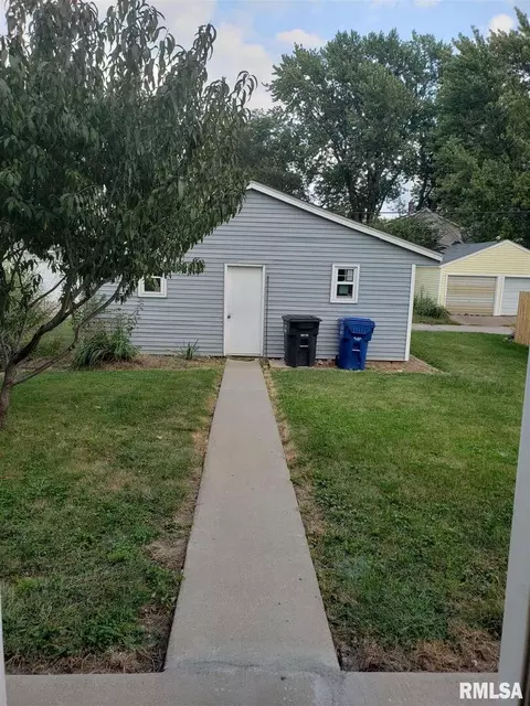 2530 4th St, Moline, IL 61265 photo 20