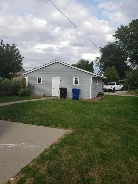 2530 4th St, Moline, IL 61265 photo 27