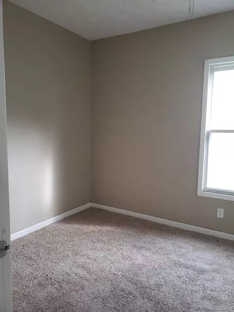 2530 4th St, Moline, IL 61265 photo 6