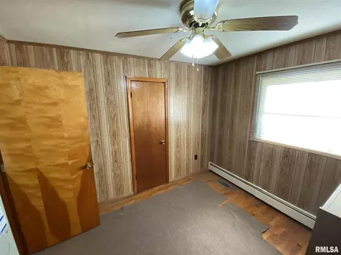 512 S 27th St, Herrin, IL 62948 photo 14