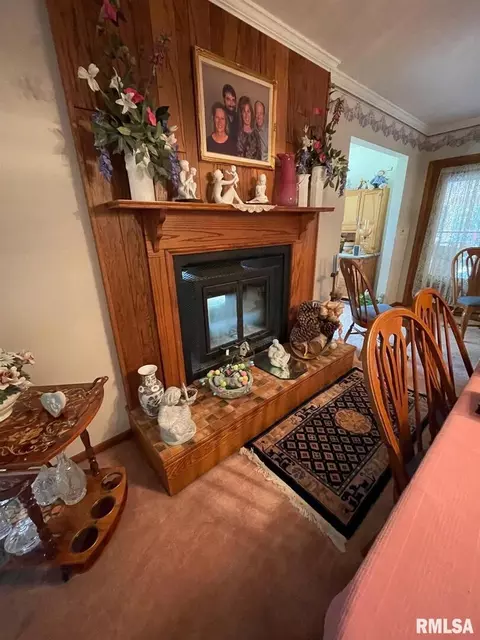 2716 35th St, Moline, IL 61265 photo 14